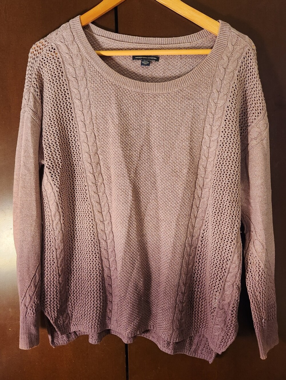 American Eagle Outfitters Sweater Women Size Medium